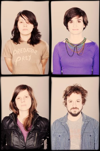 Bild zu Christy & Emily